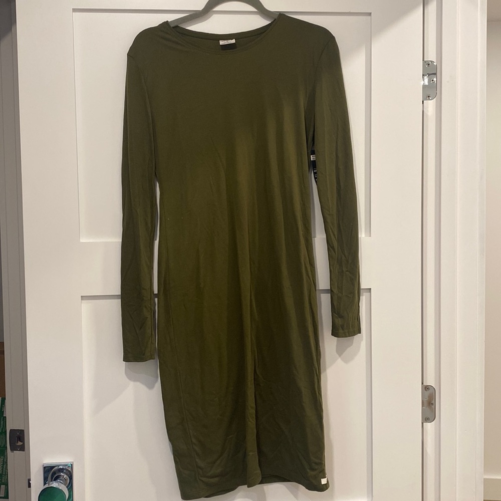 Hurley x Nike long sleeve dress